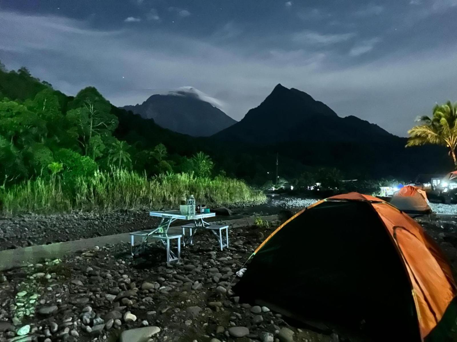 Rainbow Lodge Tambatuon 古打毛律 外观 照片